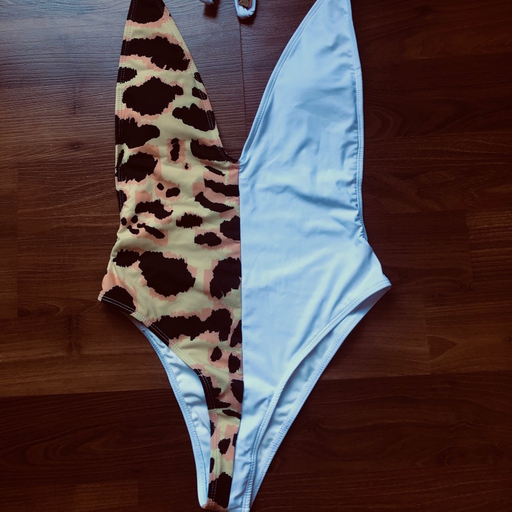 Leopard/white one piece suit